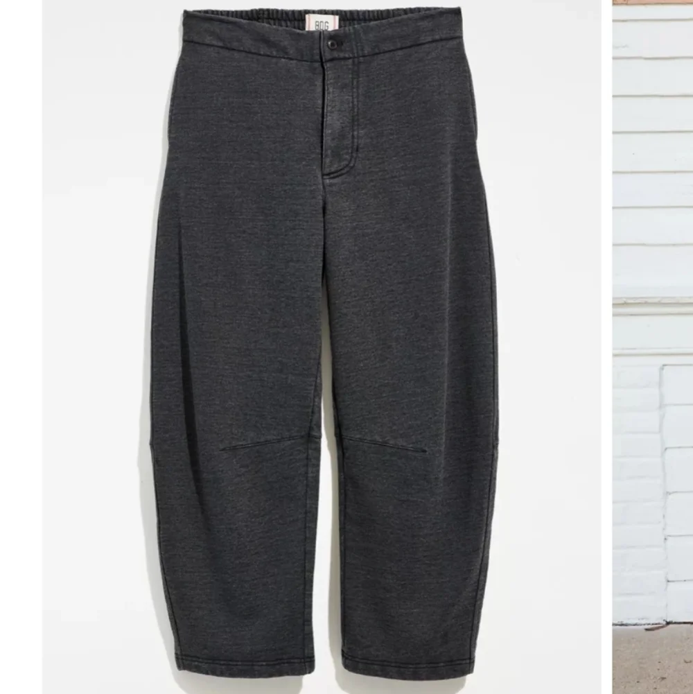 UO BDG Men's Relaxed fit Bowed Sweatpants Barely Green Athleasure Cozy Cabin L